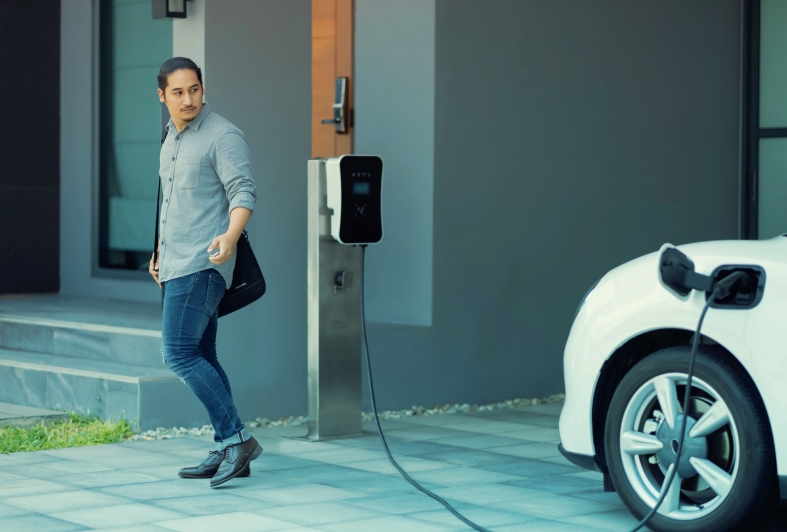 Instalación de Punto de Carga para Coche Eléctrico
